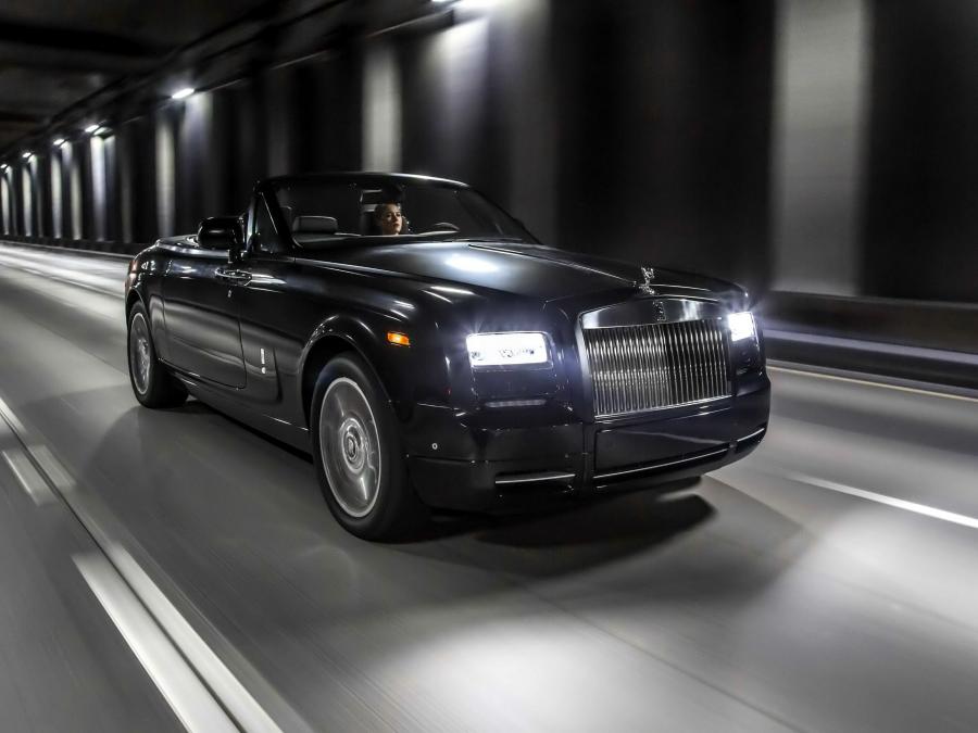  Rolls-Royce Phantom Drophead Coupe Nighthawk 2015 года  (фото 7 из 12)